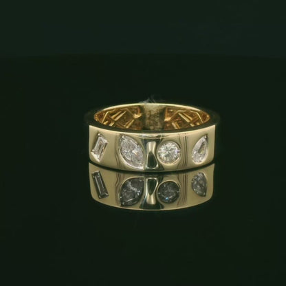 Elegant Gold and Diamond Ring