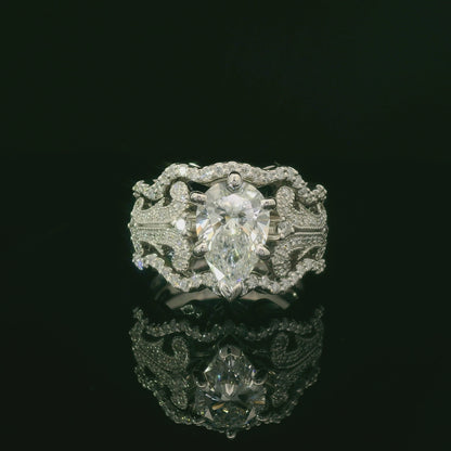 Elegant Diamond Engagement Ring