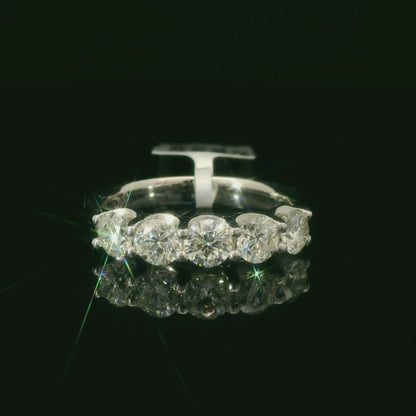 Elegant Diamond Ring