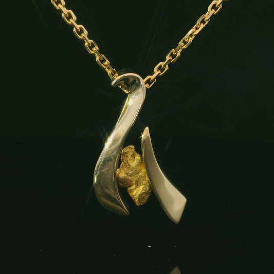 Ladies Gold and Natural Gold Nugget Pendant Necklace