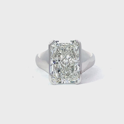 Elegant Diamond Ring