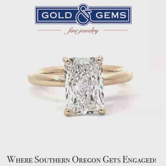 Radiant Cut Diamond Ring