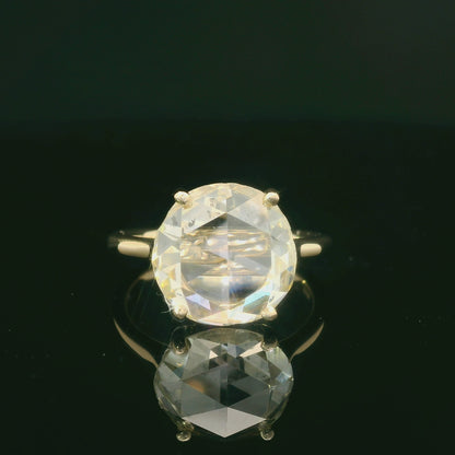 Elegant Diamond Ring