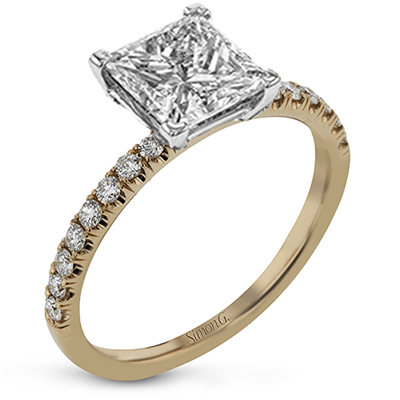 Princess-cut Engagement Ring & Matching Wedding Band in 18k Gold with Diamonds