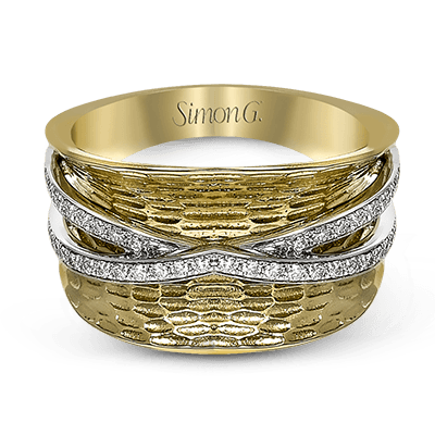 Right Hand Ring In 18k Gold With Diamonds