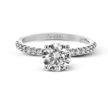 Round-cut Engagement Ring & Matching Wedding Band in 18k Gold with Diamonds