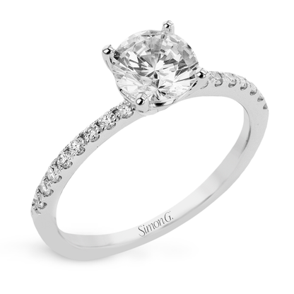 Round-cut Engagement Ring & Matching Wedding Band in 18k Gold with Diamonds