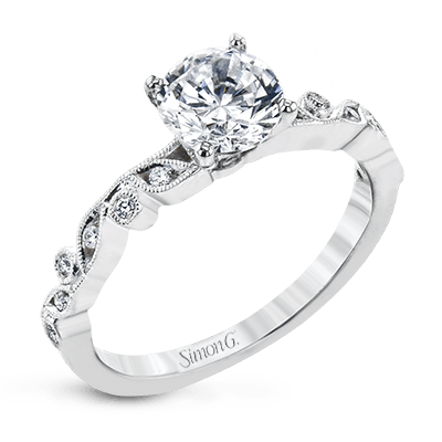 Round-cut Engagement Ring & Matching Wedding Band in 18k Gold with Diamonds