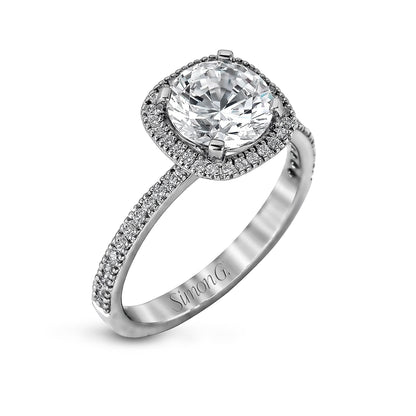 Round-cut Halo Engagement Ring & Matching Wedding Band in 18k Gold with Diamonds