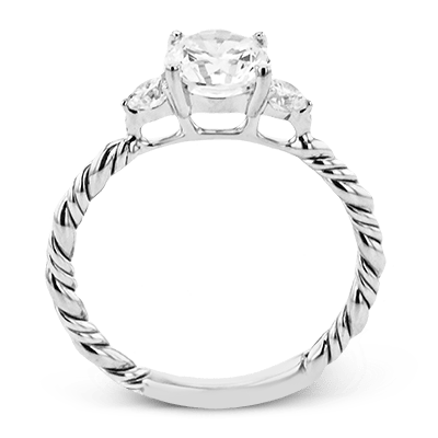 Round-cut Three-stone Engagement Ring & Matching Wedding Band in 18k Gold with Diamonds