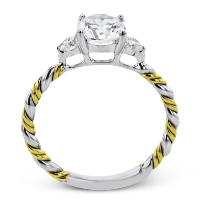 Round-cut Three-stone Engagement Ring & Matching Wedding Band in 18k Gold with Diamonds