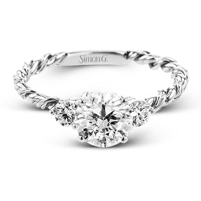 Round-cut Three-stone Engagement Ring & Matching Wedding Band in 18k Gold with Diamonds