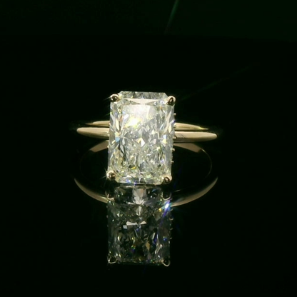 Radiant Cut Diamond Solitaire Ring in Gold