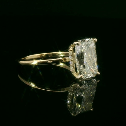 Radiant Cut Diamond Solitaire Ring in Gold