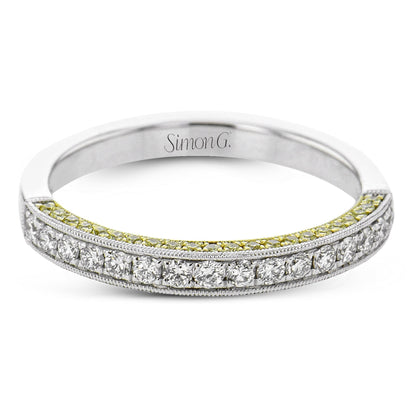 Wedding Band in 18k Gold with Diamonds