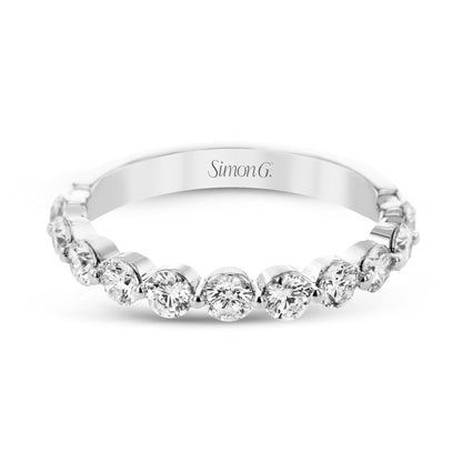 Wedding Band in 18k Gold with Diamonds