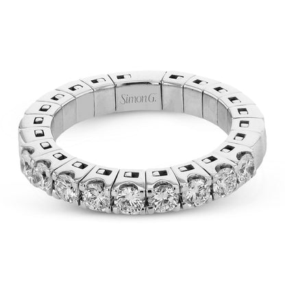 Wedding Band in 18k Gold with Diamonds